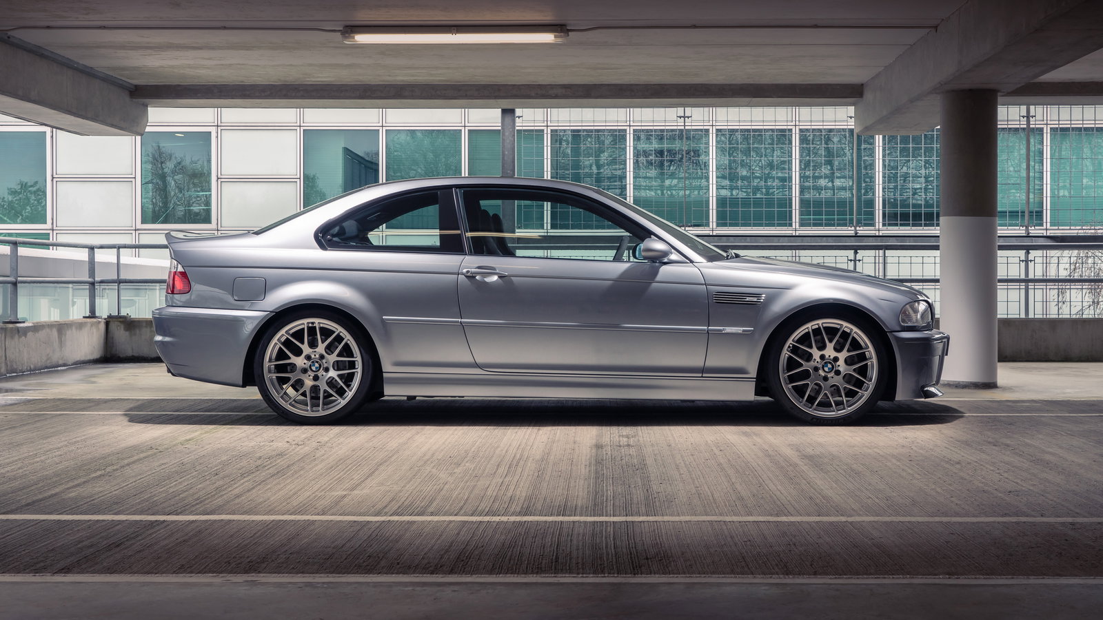 BMW M3 CSL - side